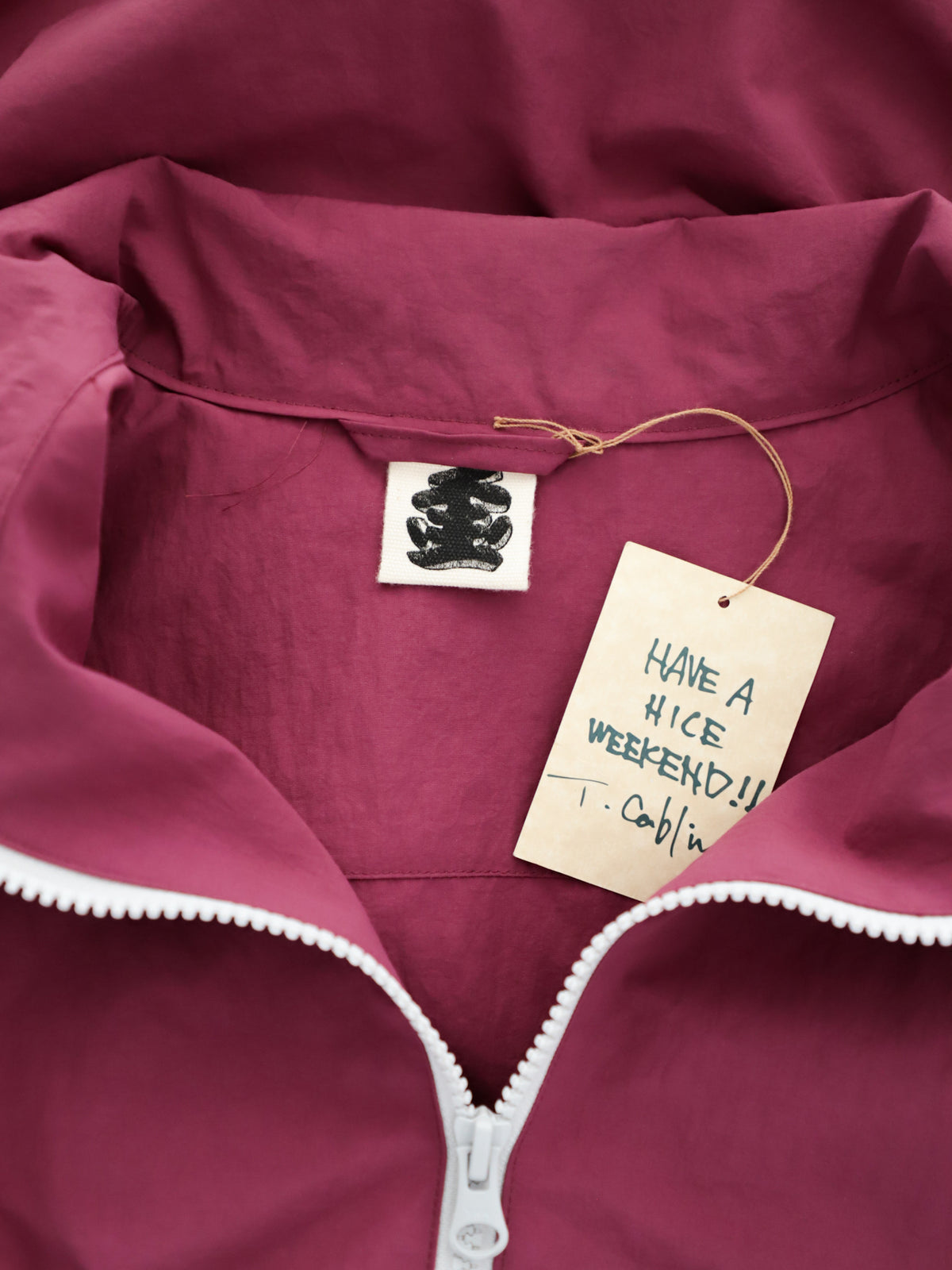 unplugged×T.Cablin exclusive “stand cablin”