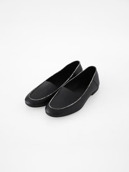 oval moca / Hender Scheme