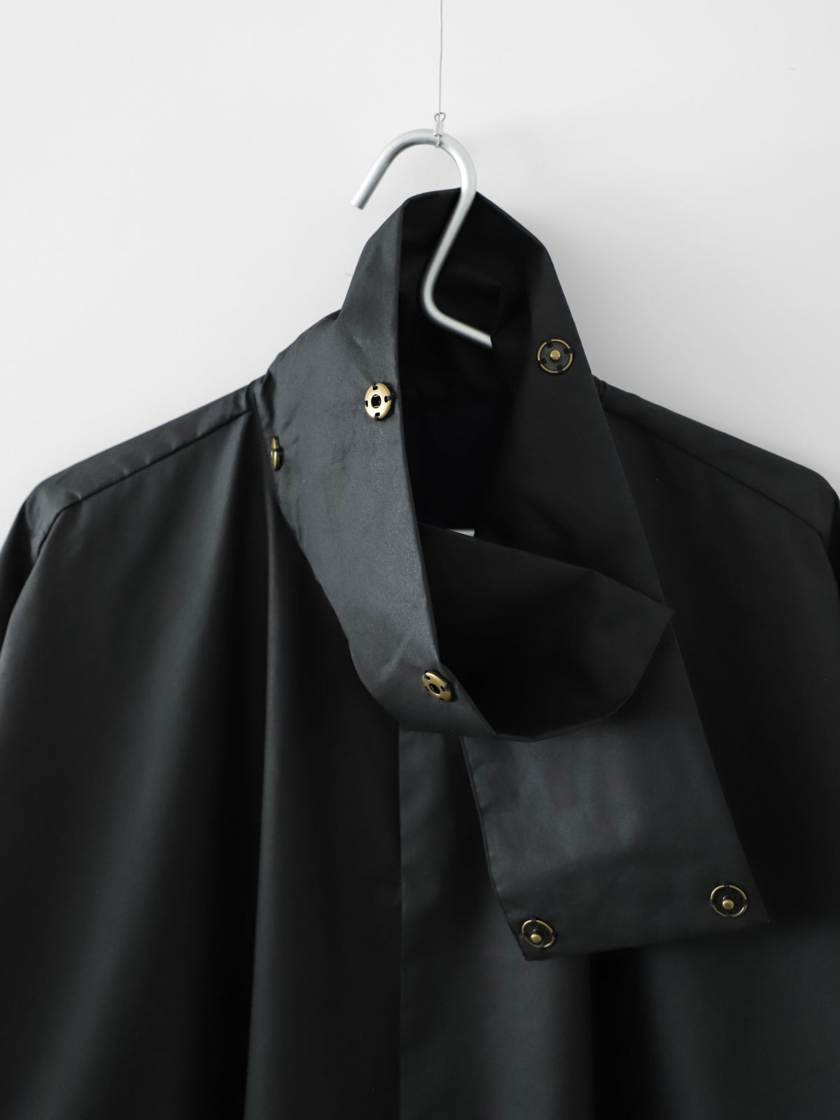 otahuku coat / oira