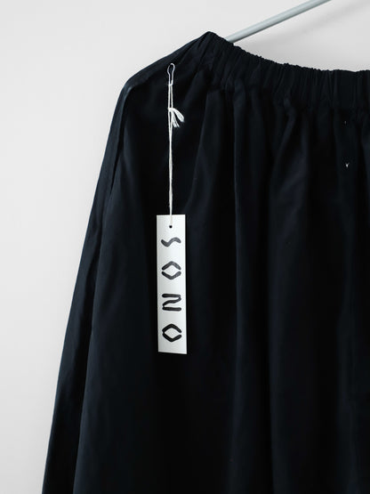 TAMOU trousers/ SONO