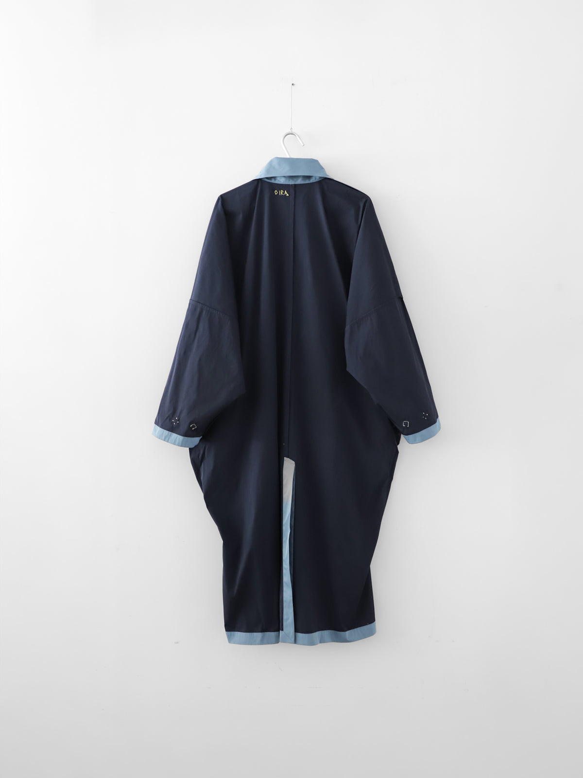 otahuku coat / oira