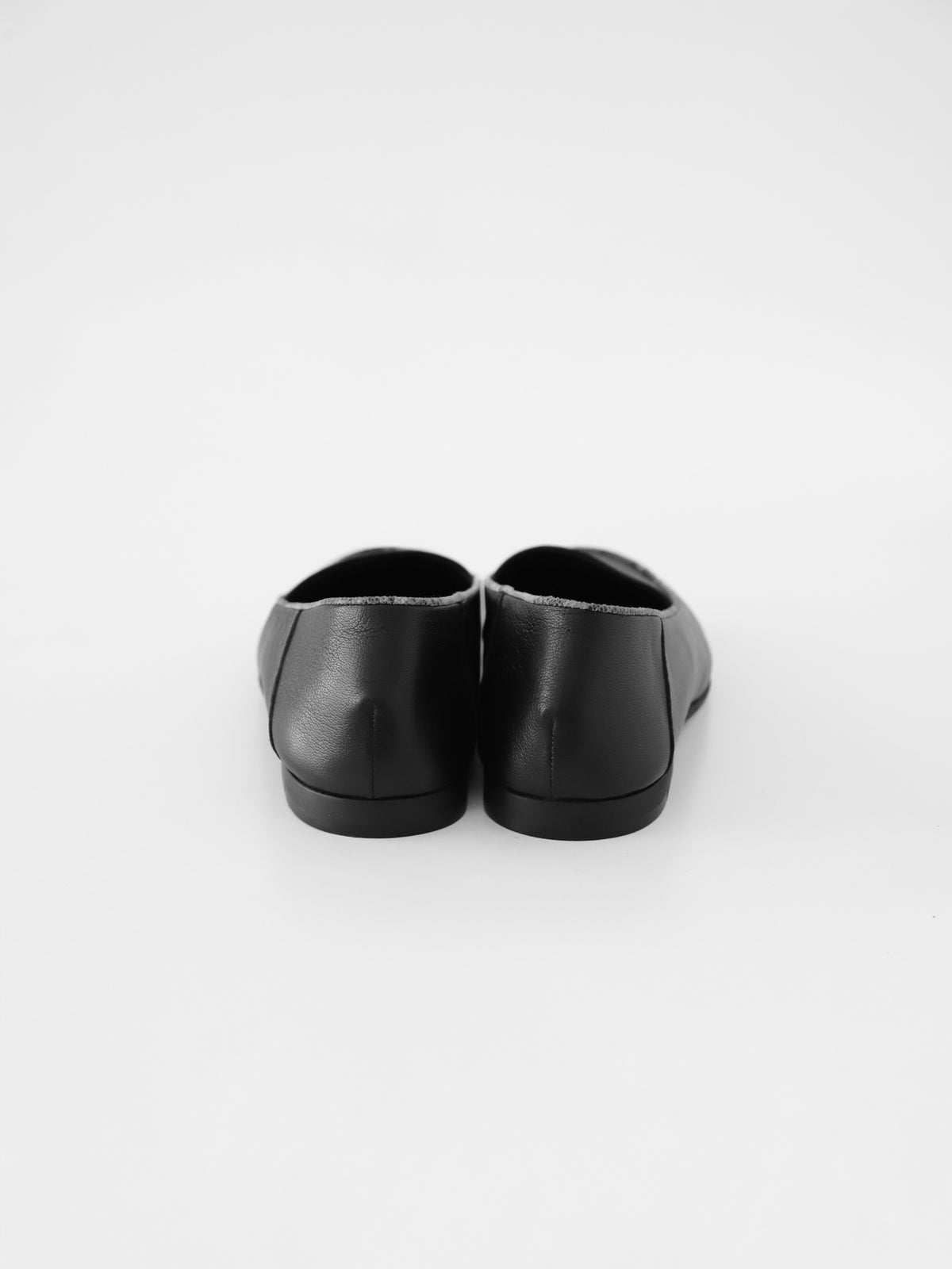oval moca / Hender Scheme