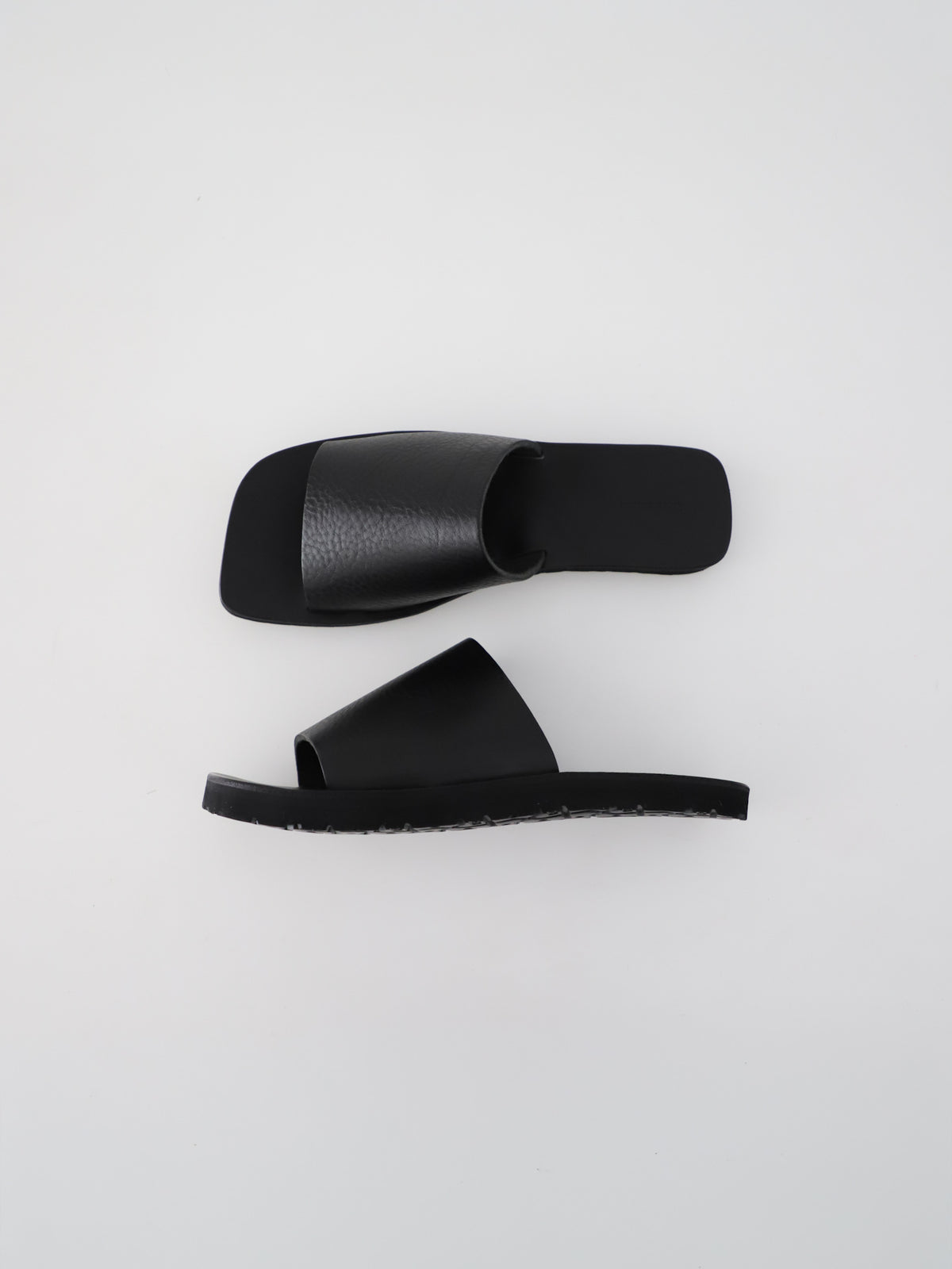 house made /// slide / Hender Scheme