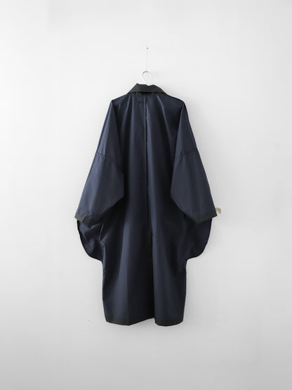 otahuku coat / oira
