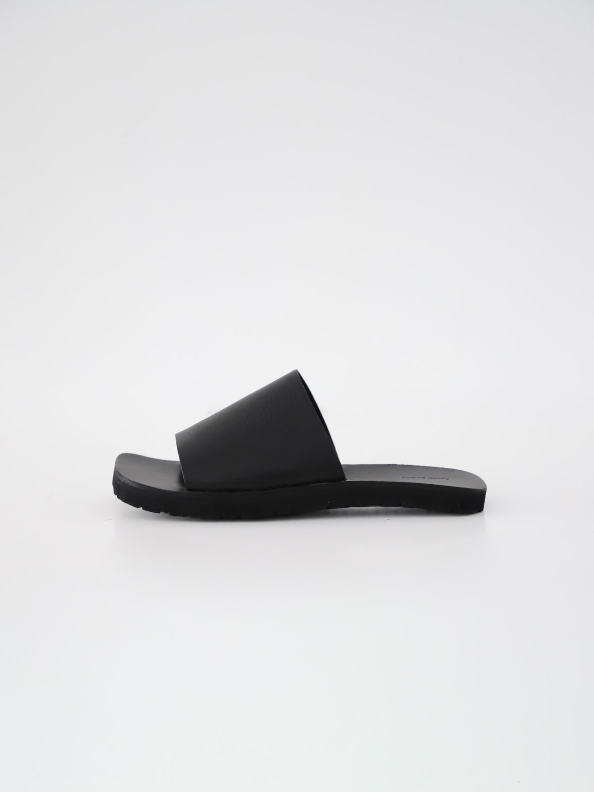 house made /// slide / Hender Scheme