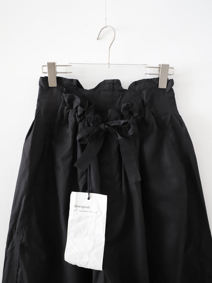 RELAXED BELTED TROUSER / Newspeak